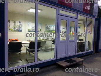 vand container maritim